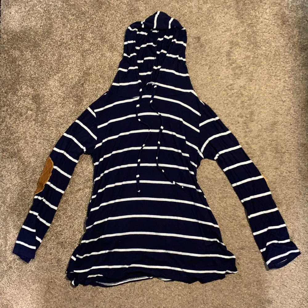 Shirt hoodie with pockets and patch elbows medium